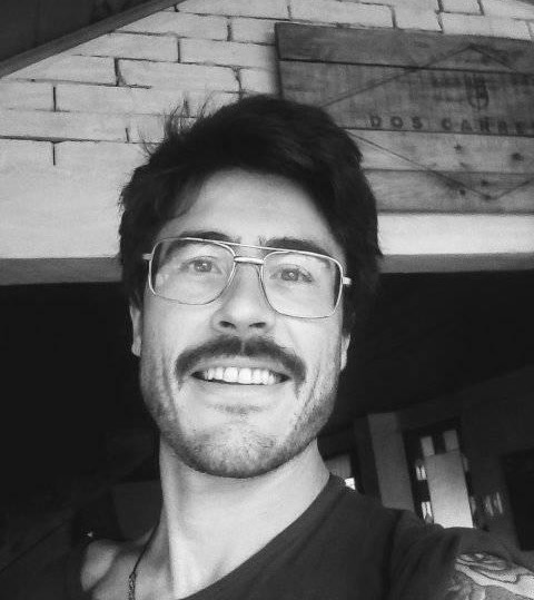 Luis Javier Gil! Programador web retransmitiendo desde Bogotá
